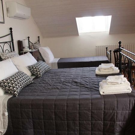 피에트렐치나 Domus Tua B&B 외부 사진